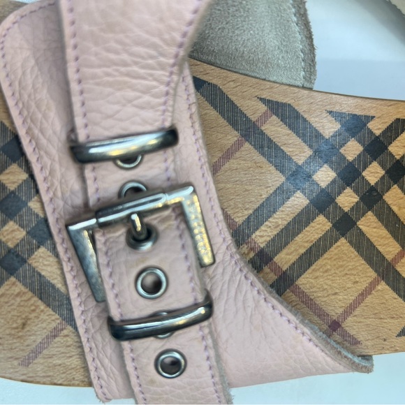 Authentic Burberry Clogs / Mule Sandals - Picture 5 of 13